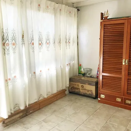 Casa vacanze Ladunia 3m - Giardino Marinella (Sardinia)